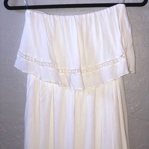 White flowy maxi dress